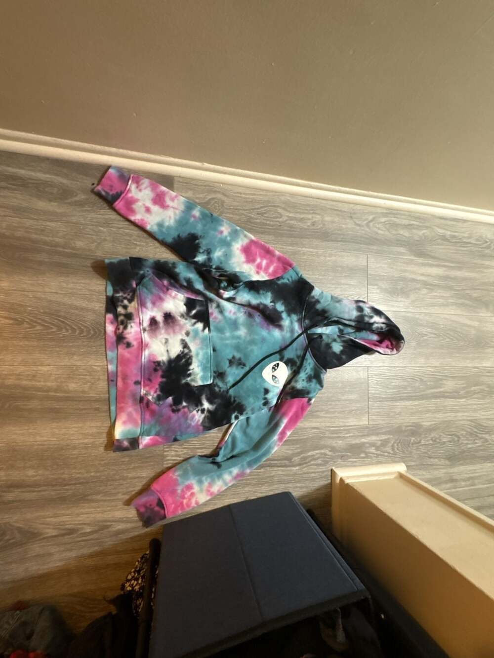 I Wanna Leave Alien Tie-Dye Girls Hoodie